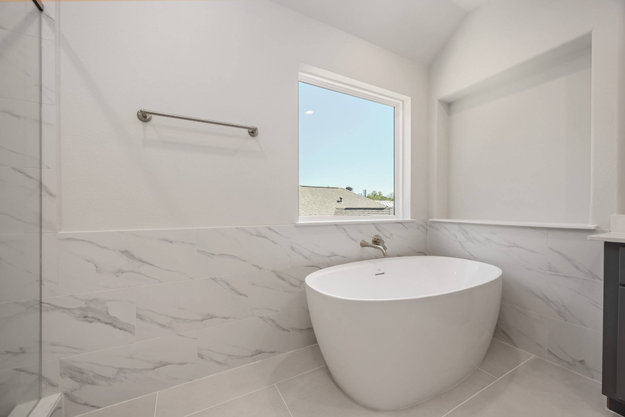 4317 Roseland Street A Property Photo 23