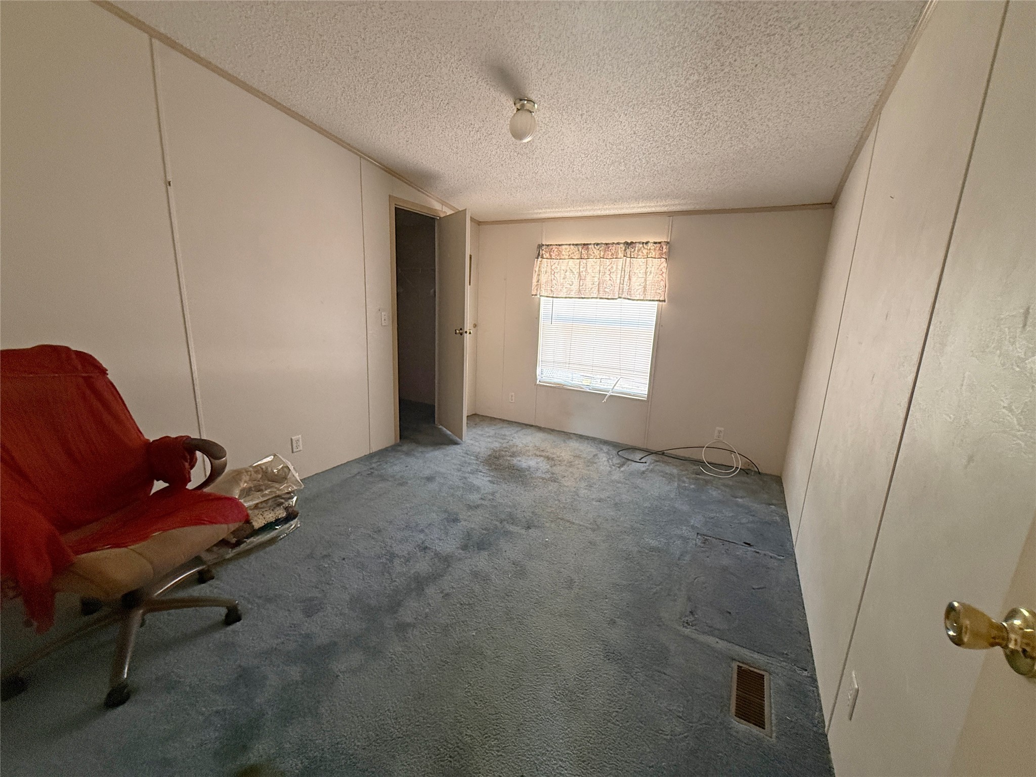 399 Pine Lane Property Photo 13