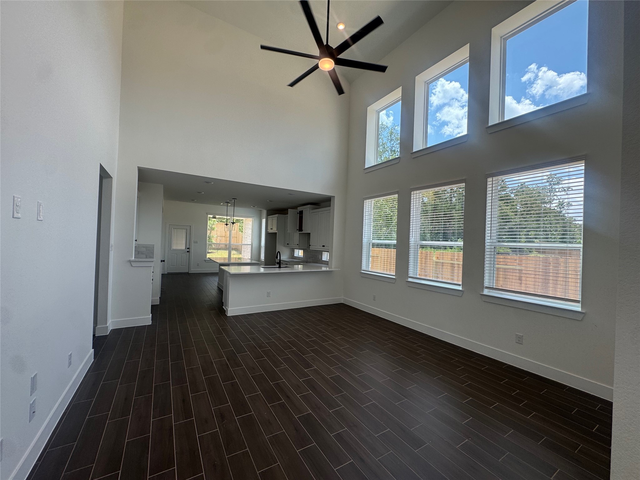 15719 Azure Petal Lane Property Photo 12