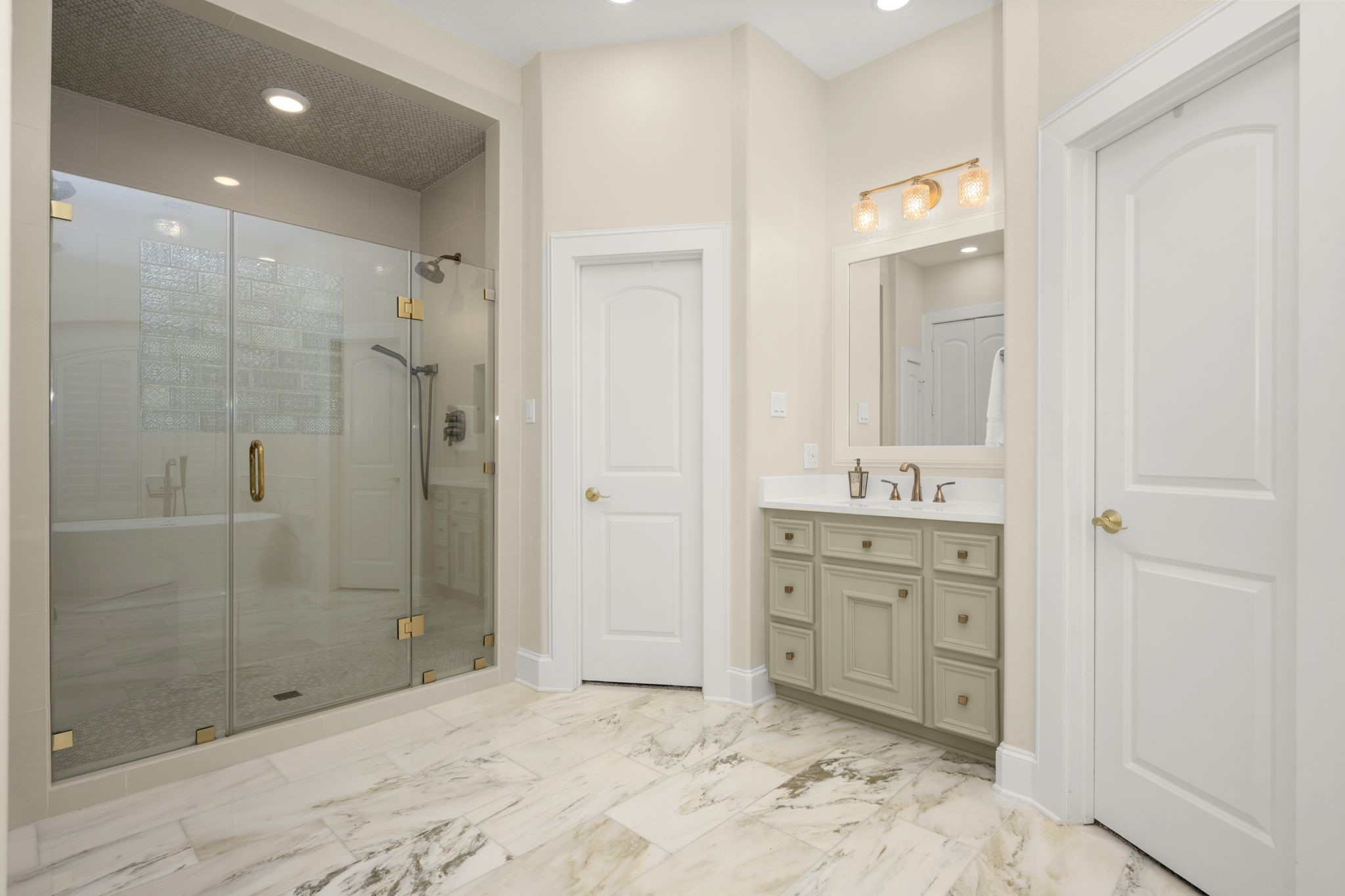 4106 Angling Lane Property Photo 34