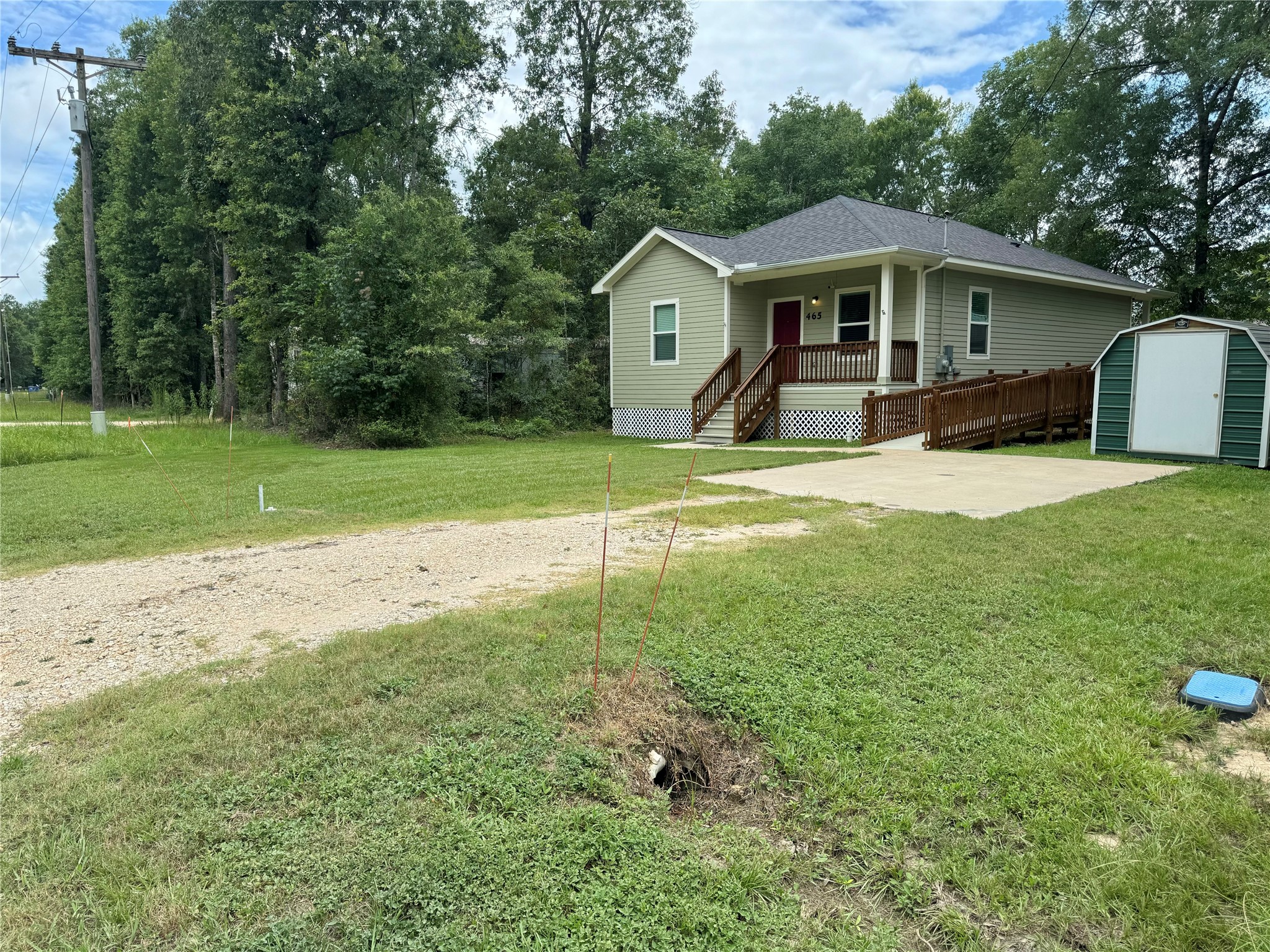 465 Lexington Property Photo 3