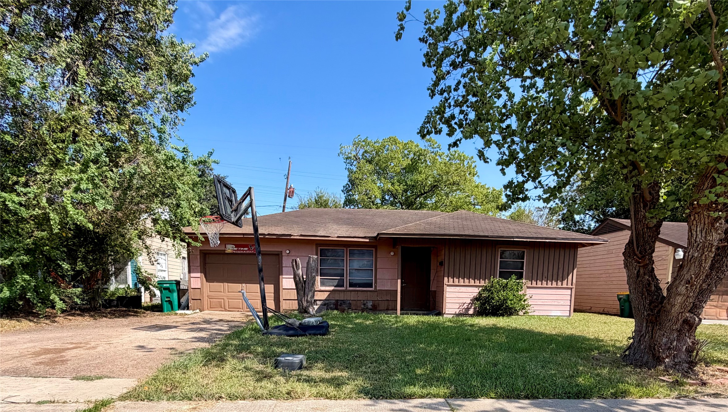 1025 Finfrock Street Property Photo 1