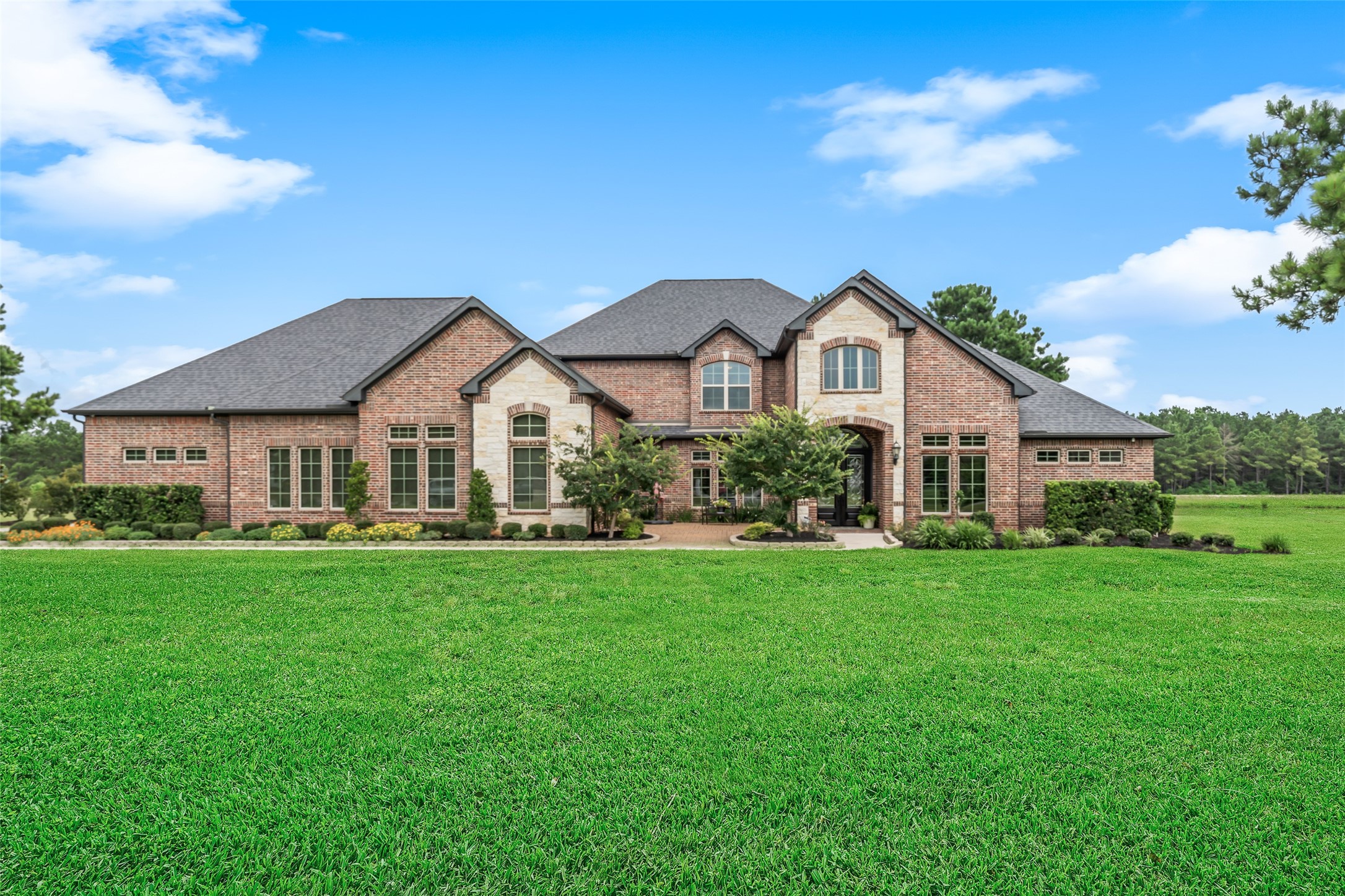 9108 Ridgelake Court Property Photo