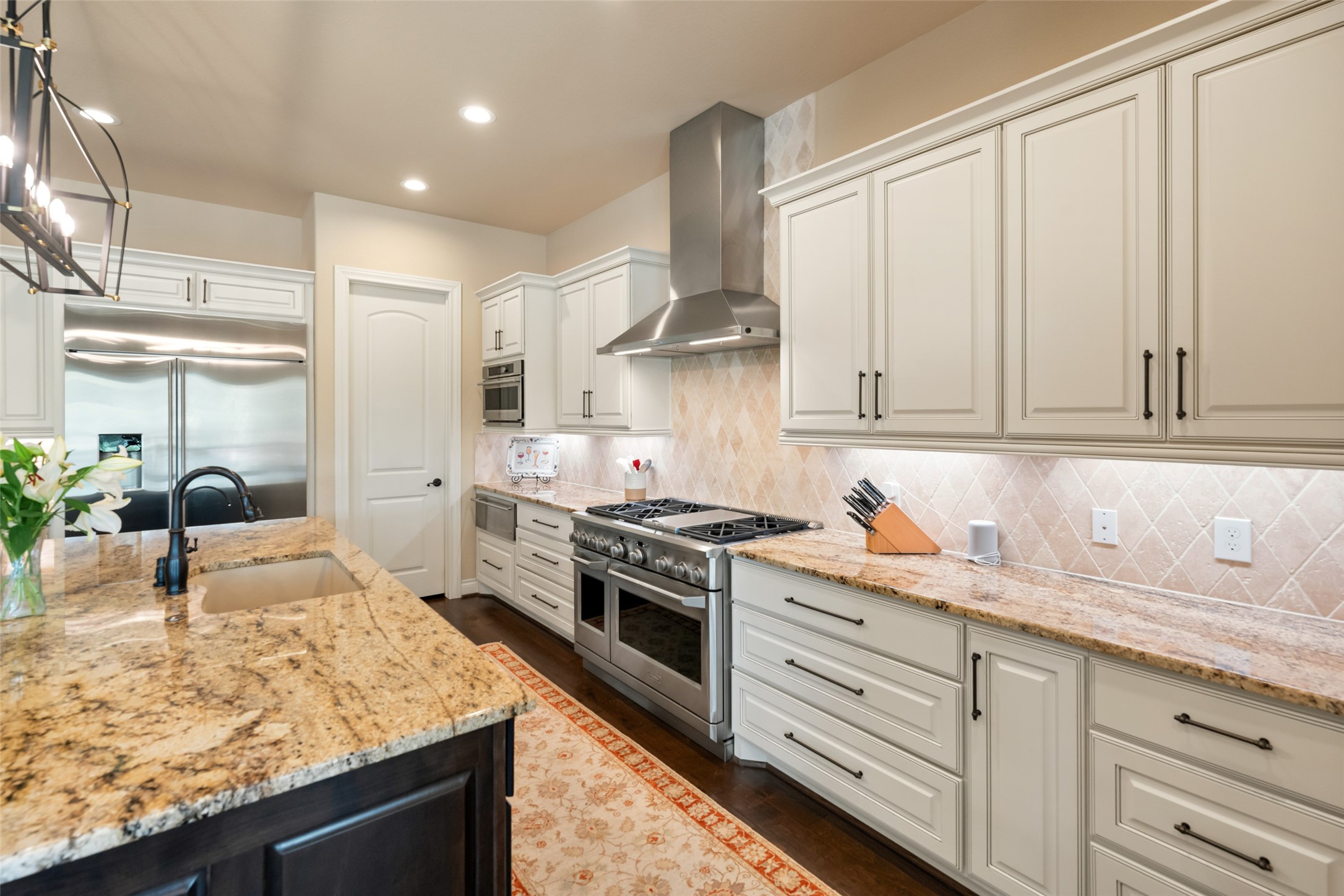 9108 Ridgelake Court Property Photo 13