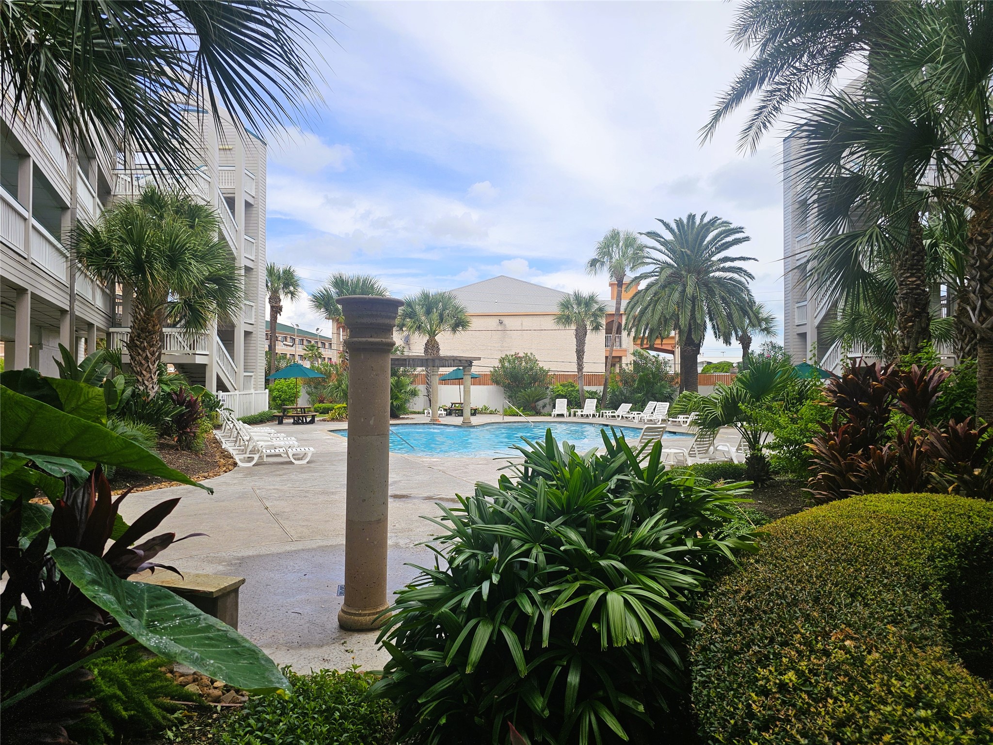 6102 Seawall Boulevard 290 Property Photo 1