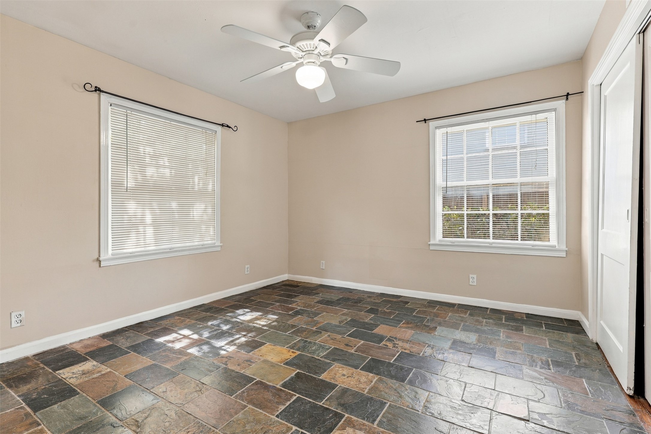 4505 Larch Lane A Property Photo 21