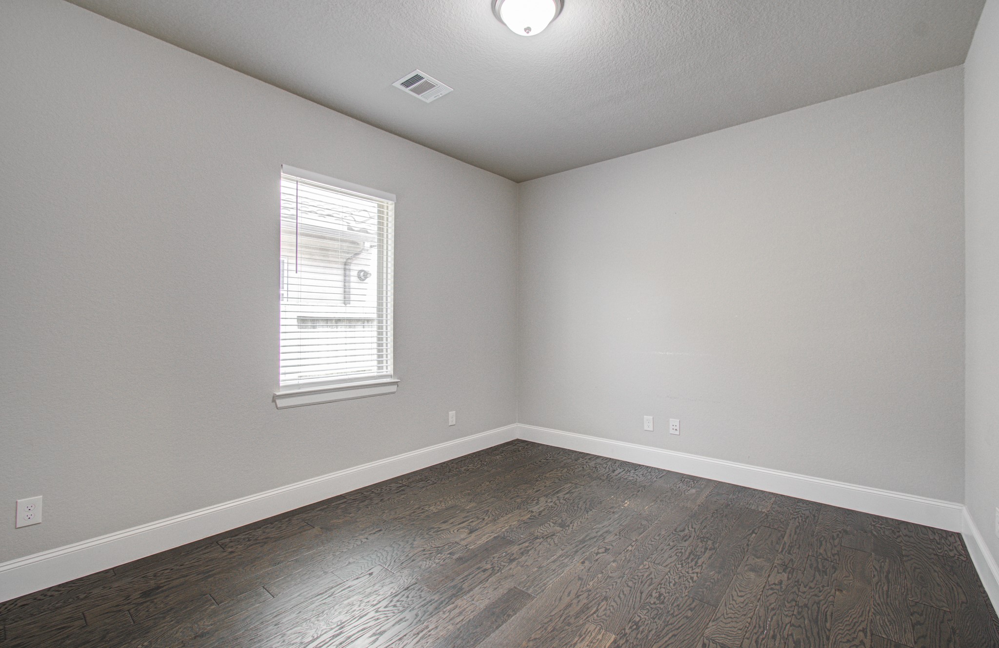 10223 Wylde Point Lane Property Photo 32