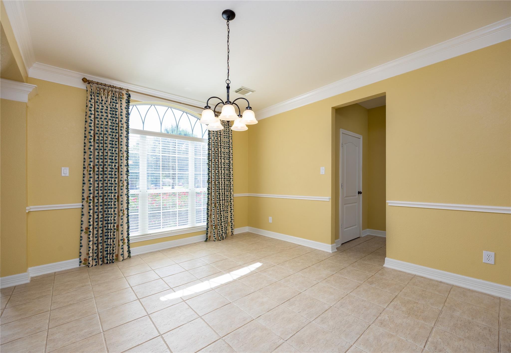 4214 Carlisle Court Court, Baytown Tx 77521 Property Photo 13