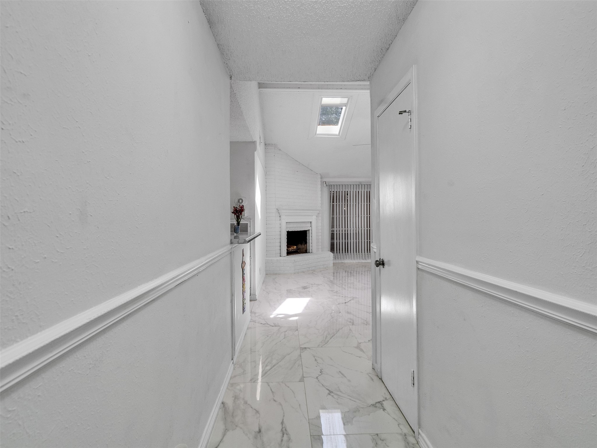 5602 Rivergate Drive Property Photo 2