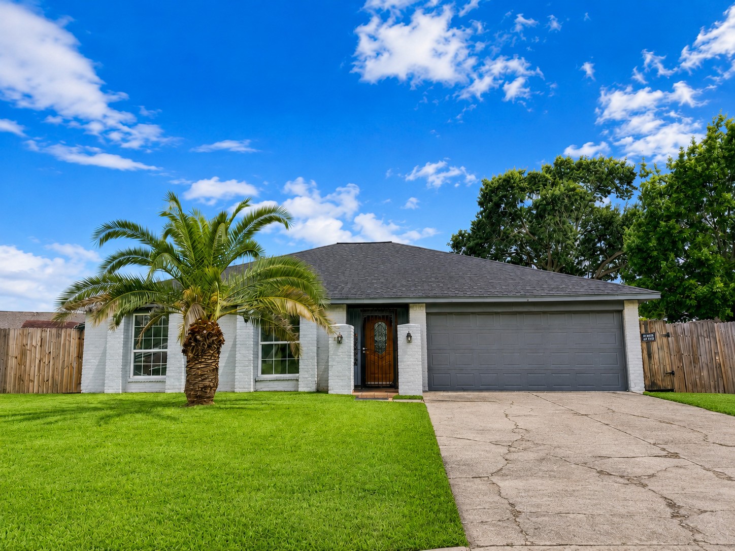 15719 Red Springs Drive Property Photo 1