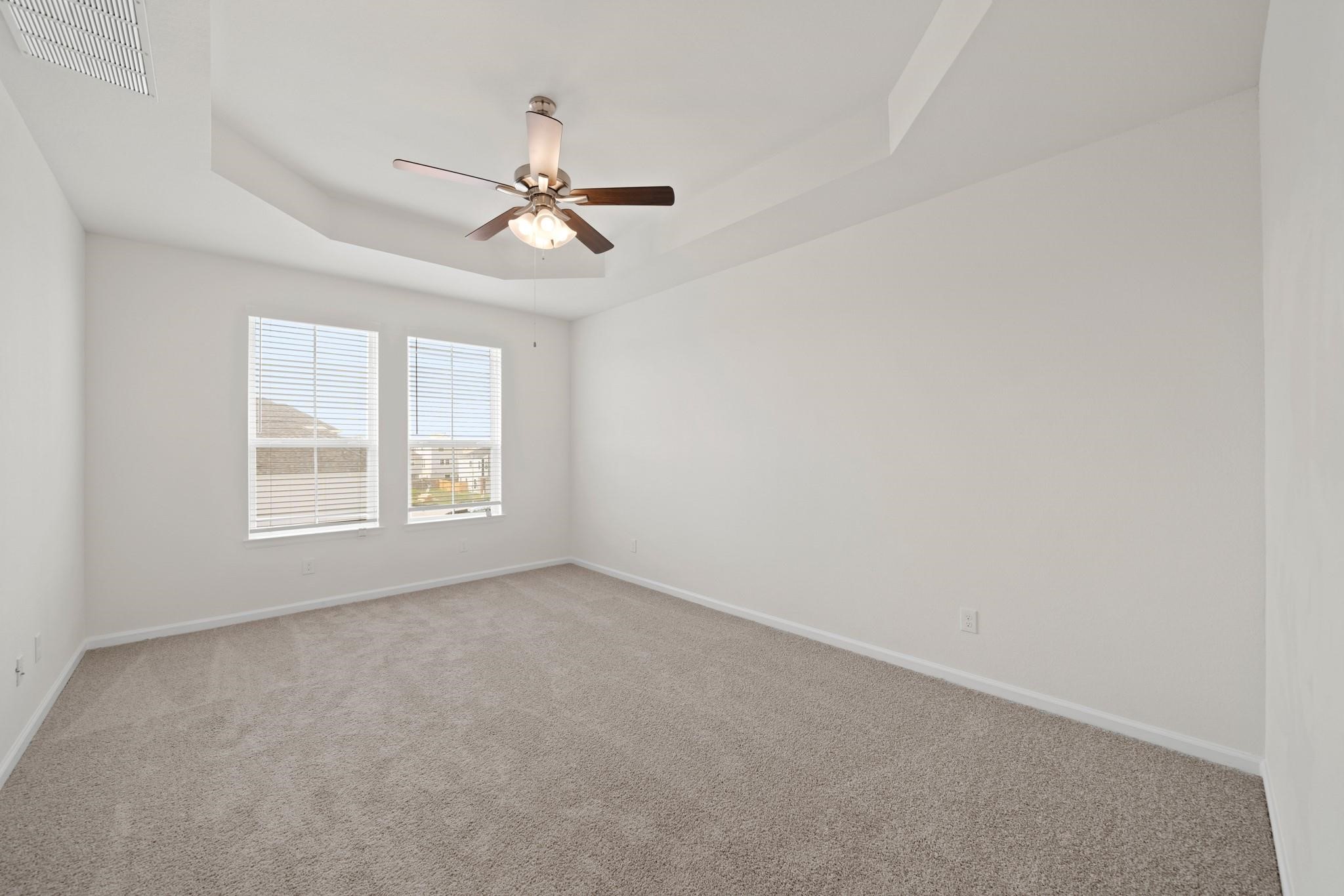 13305 Moncloa Drive Property Photo 16