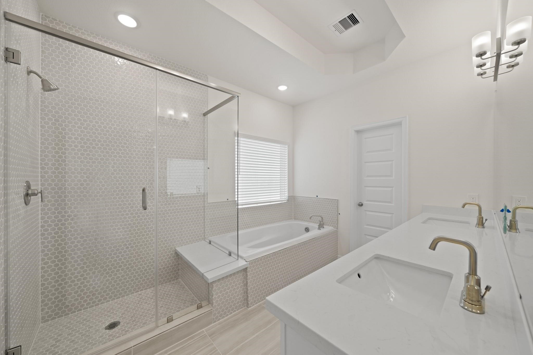 13305 Moncloa Drive Property Photo 18