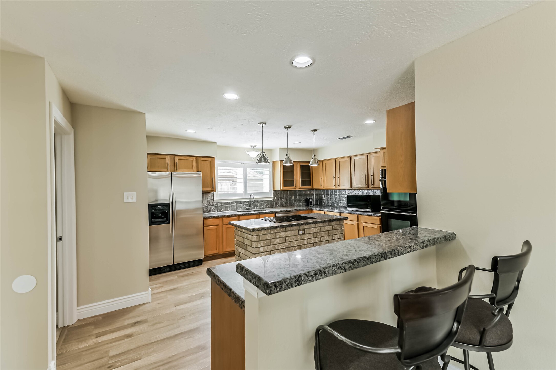 3911 Cherry Forest Drive Property Photo 11
