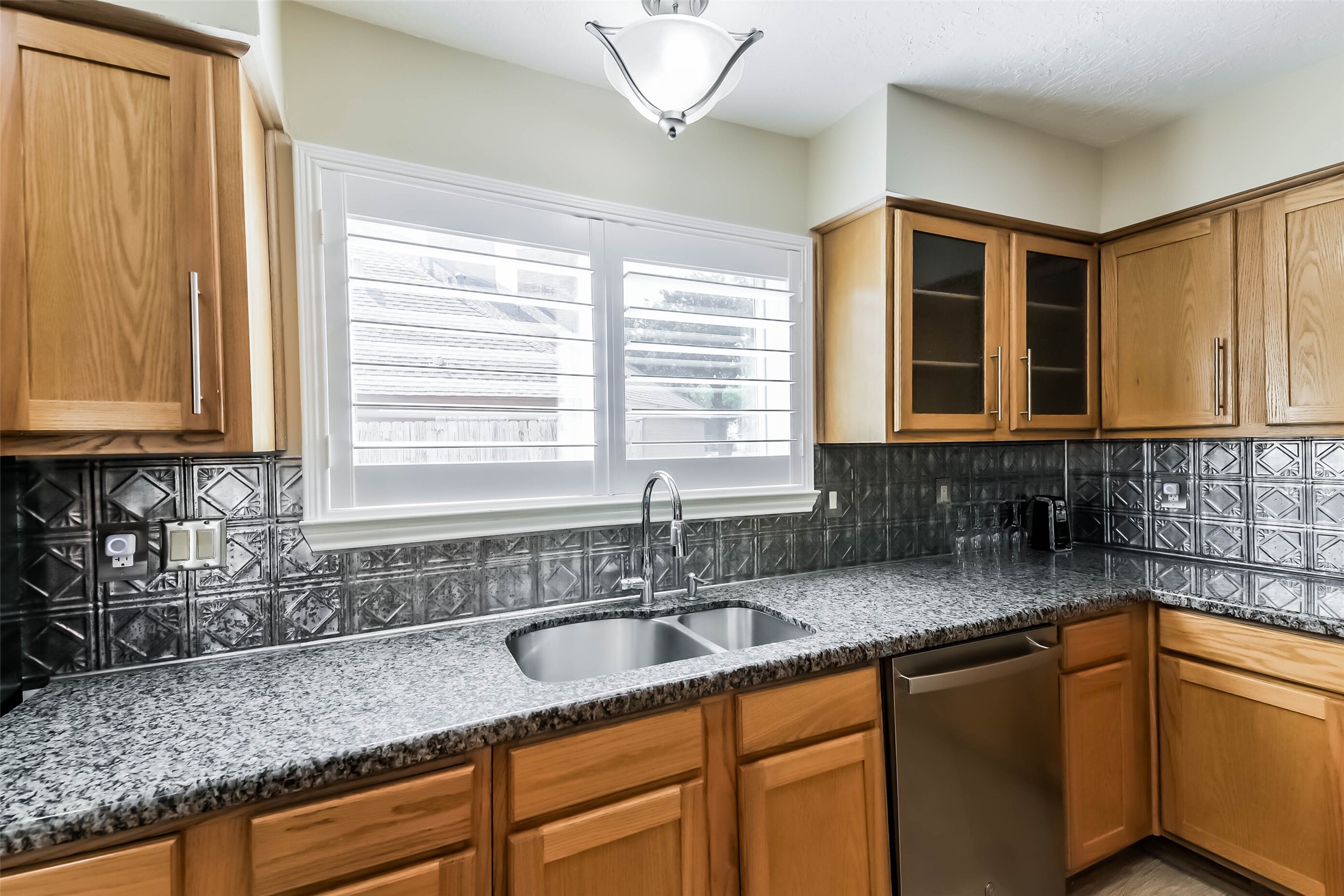 3911 Cherry Forest Drive Property Photo 16