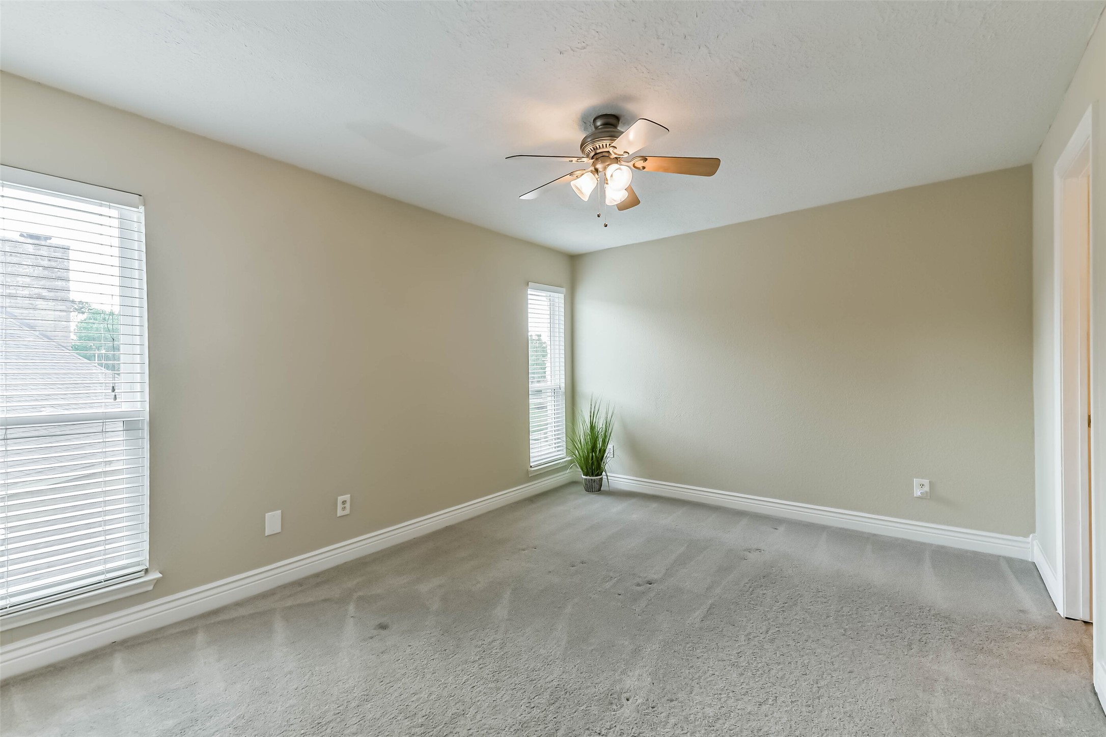 3911 Cherry Forest Drive Property Photo 20