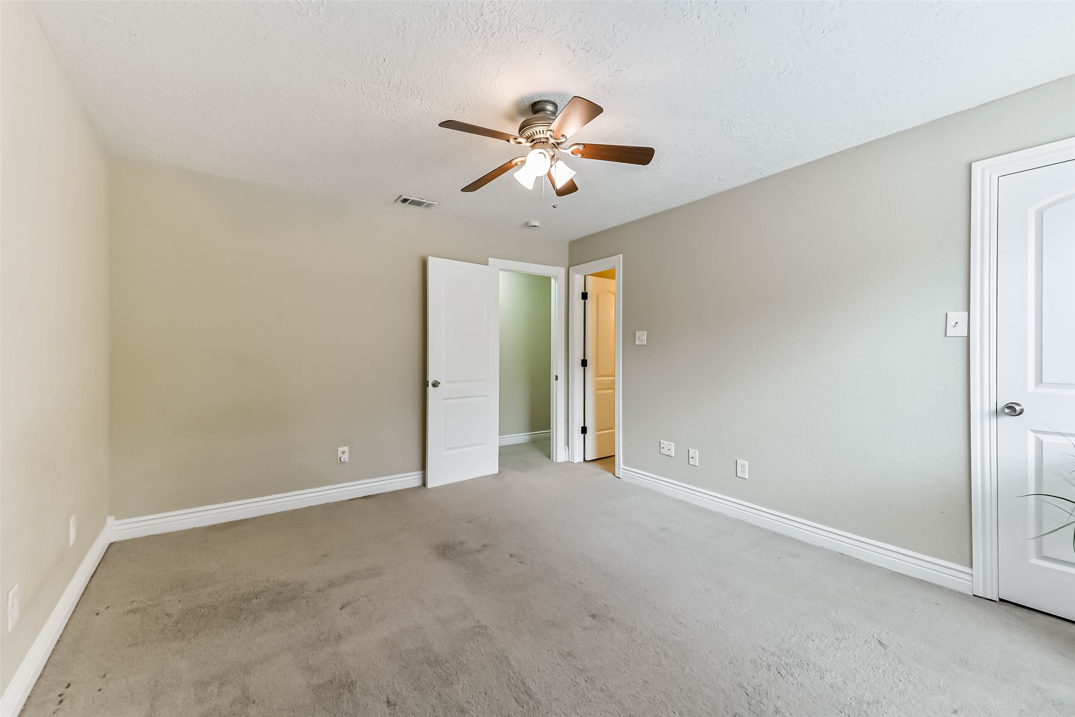3911 Cherry Forest Drive Property Photo 26