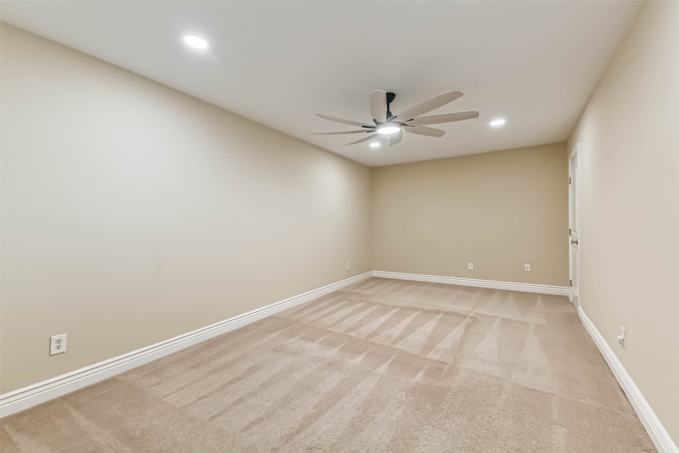 3911 Cherry Forest Drive Property Photo 41