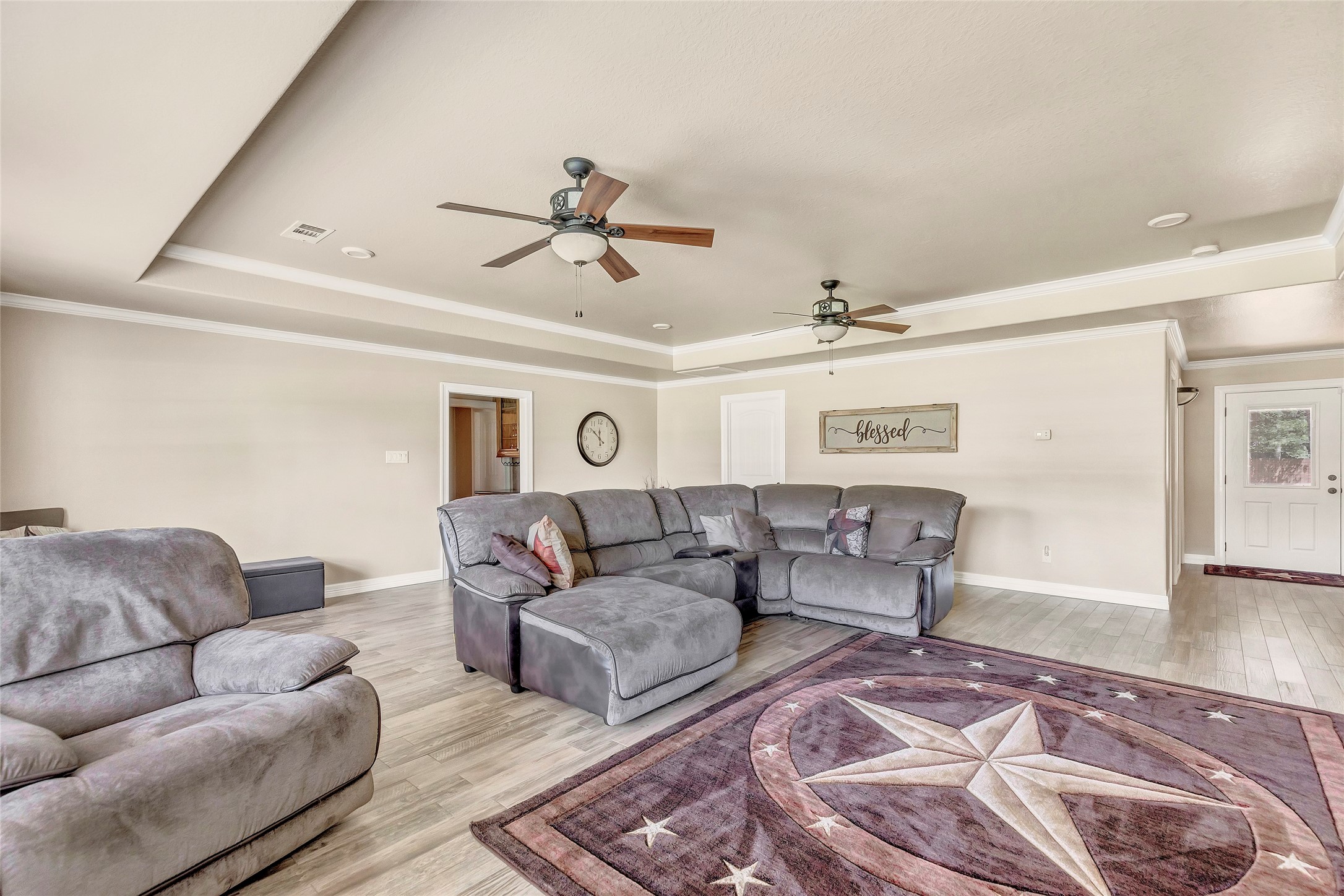 4325 Gatewood Road Property Photo 15
