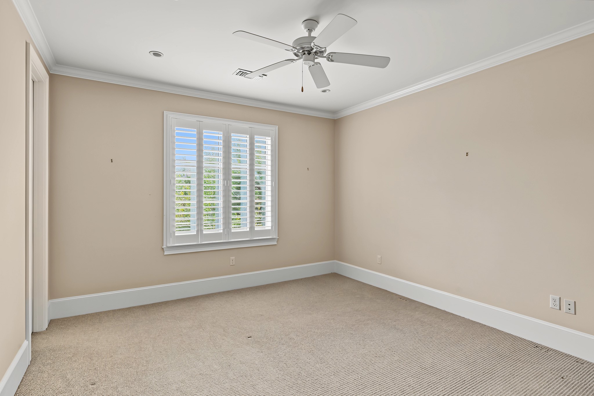 3223 Albans Road Property Photo 33