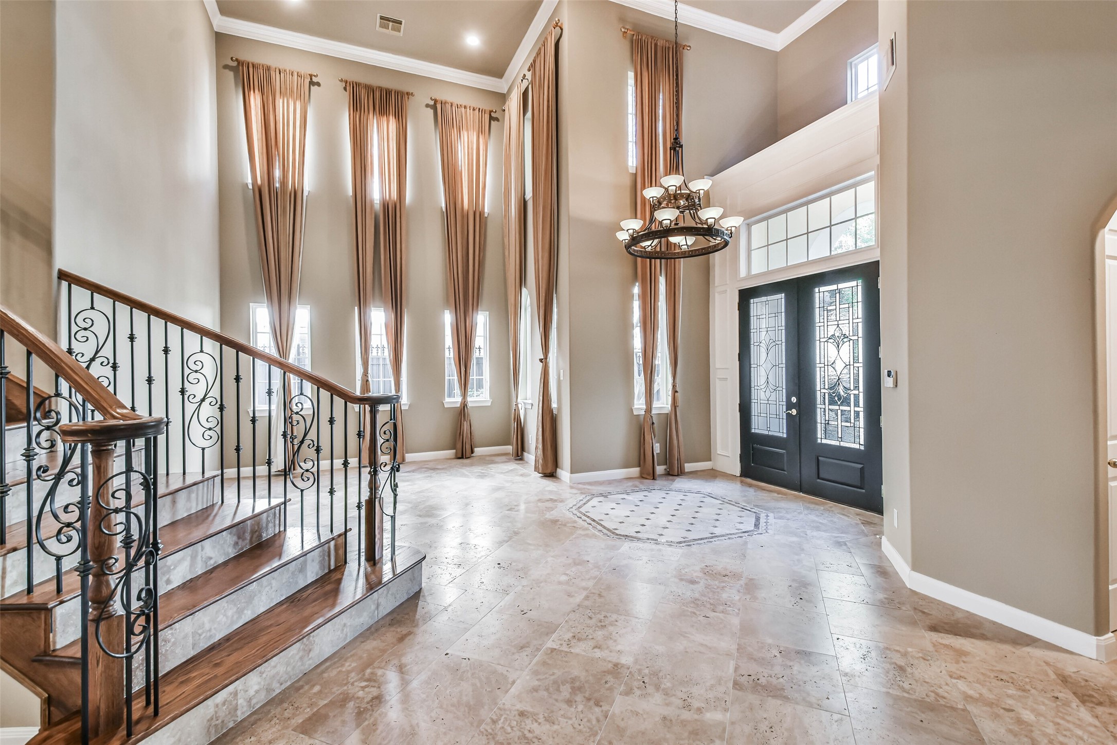 11511 Gallant Ridge Property Photo 4