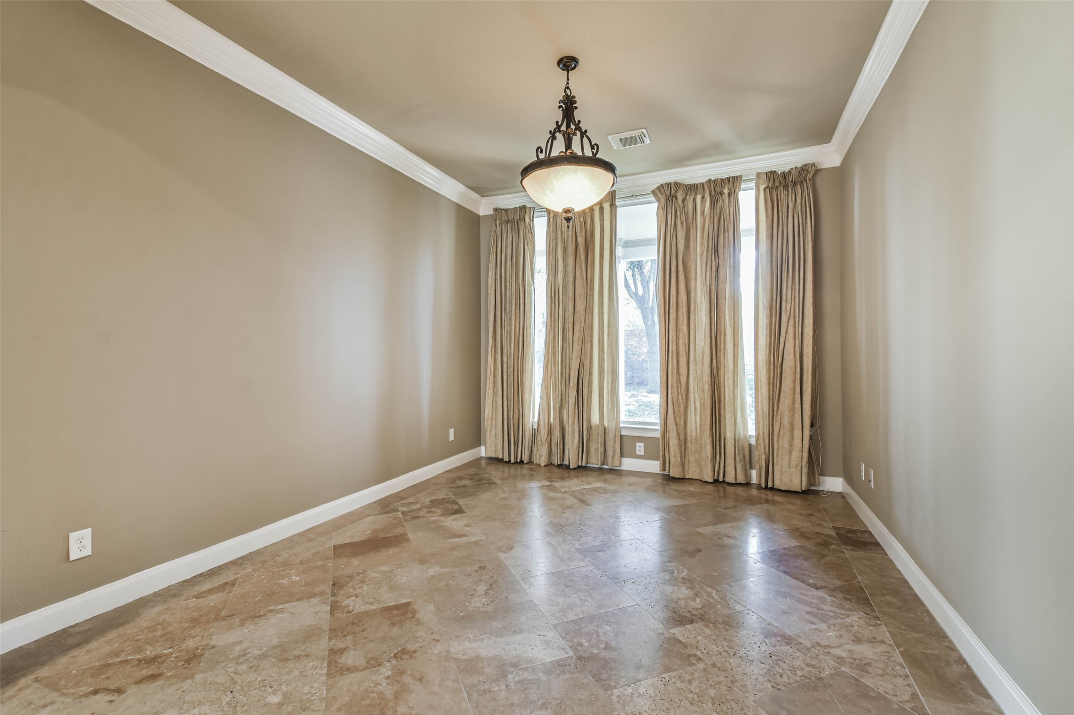 11511 Gallant Ridge Property Photo 10