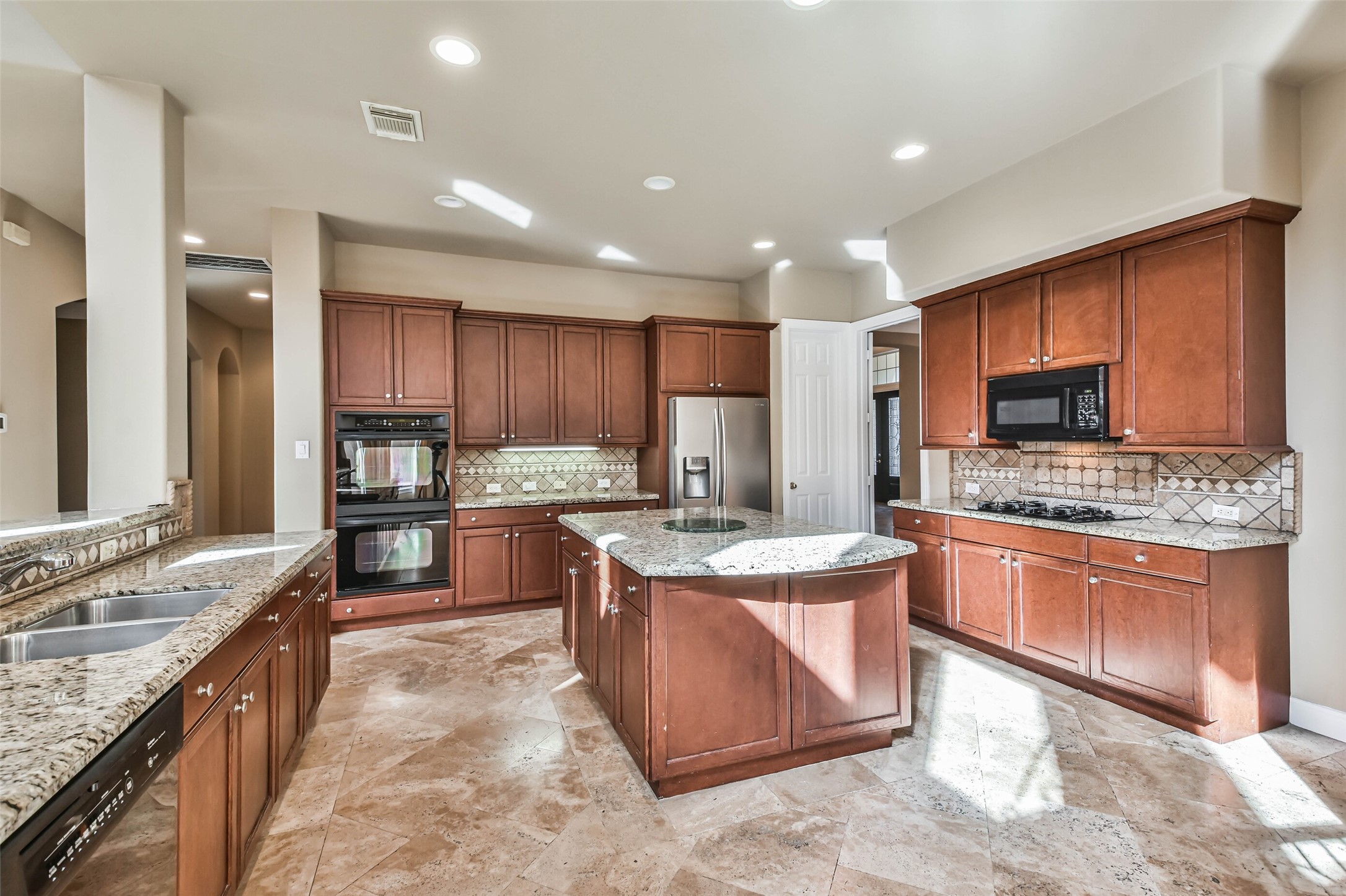 11511 Gallant Ridge Property Photo 13