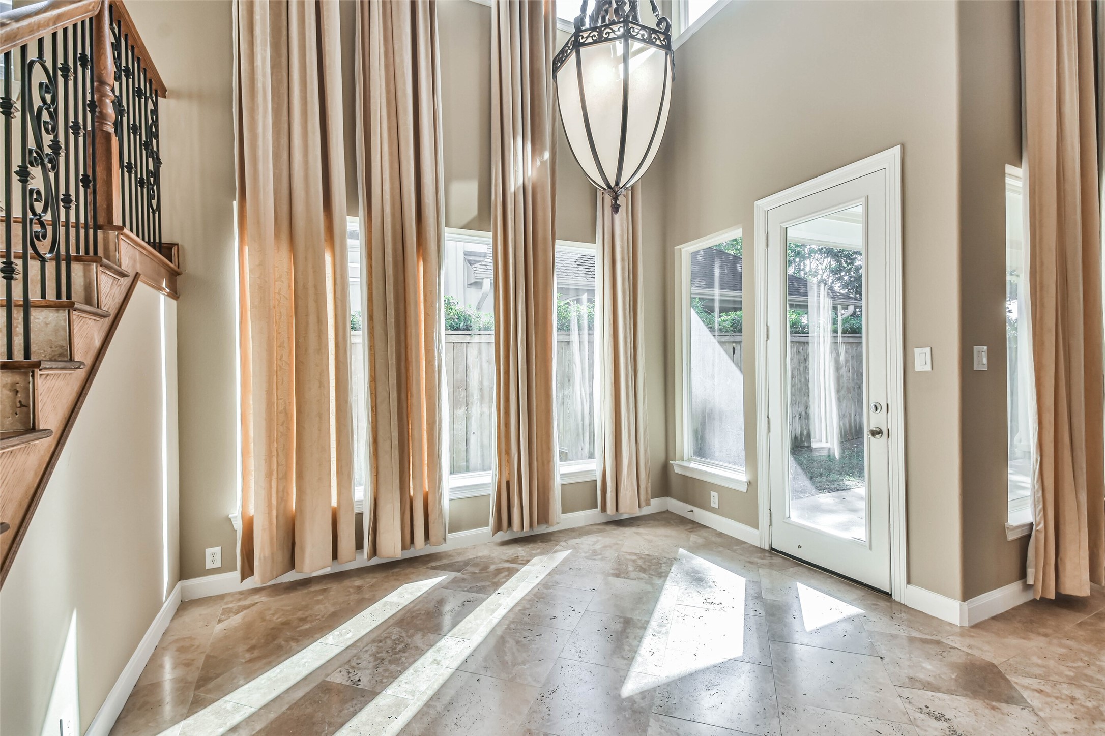 11511 Gallant Ridge Property Photo 19
