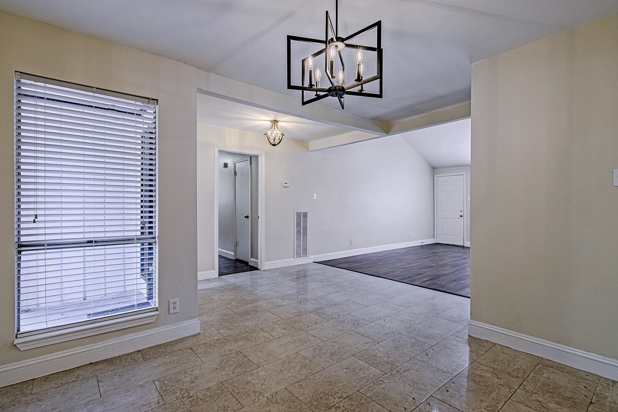 17811 Hawk Haven Lane Property Photo 9