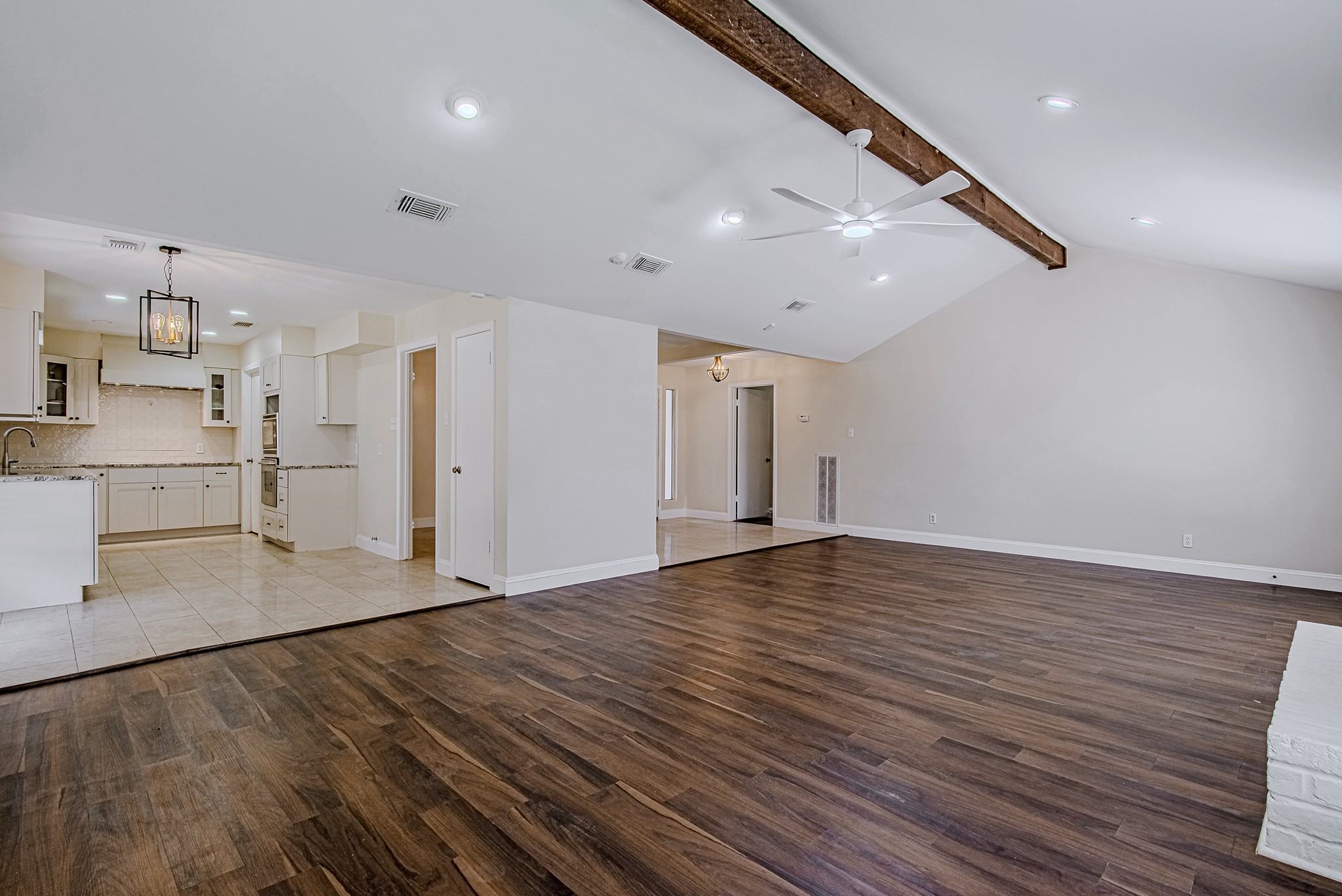 17811 Hawk Haven Lane Property Photo 13