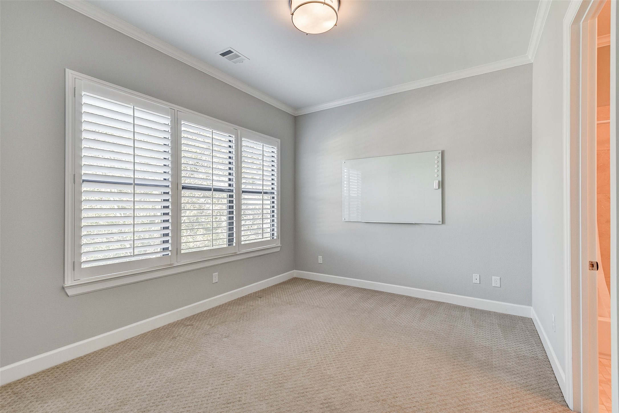 1215 W 24th Street A Property Photo 19