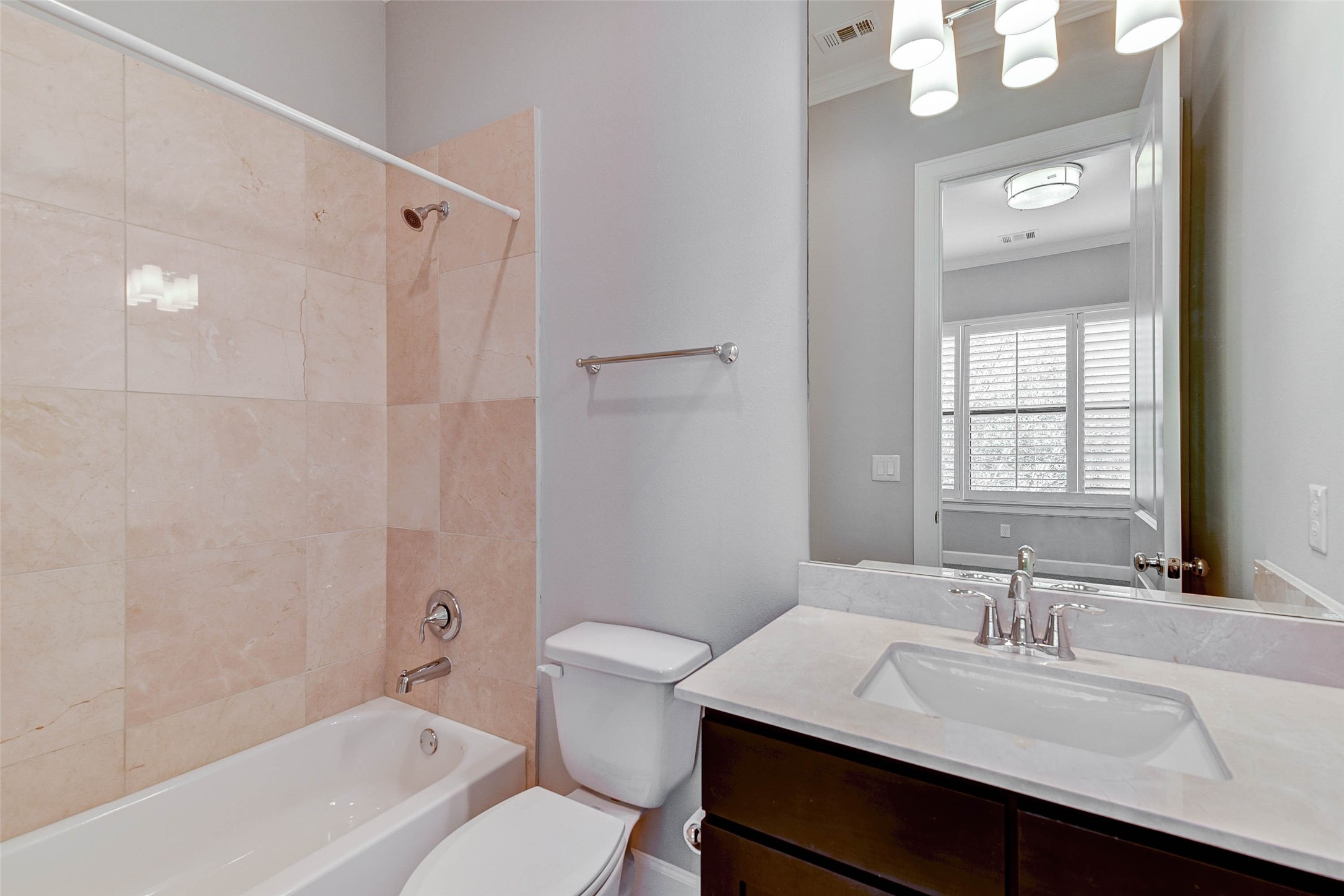 1215 W 24th Street A Property Photo 20