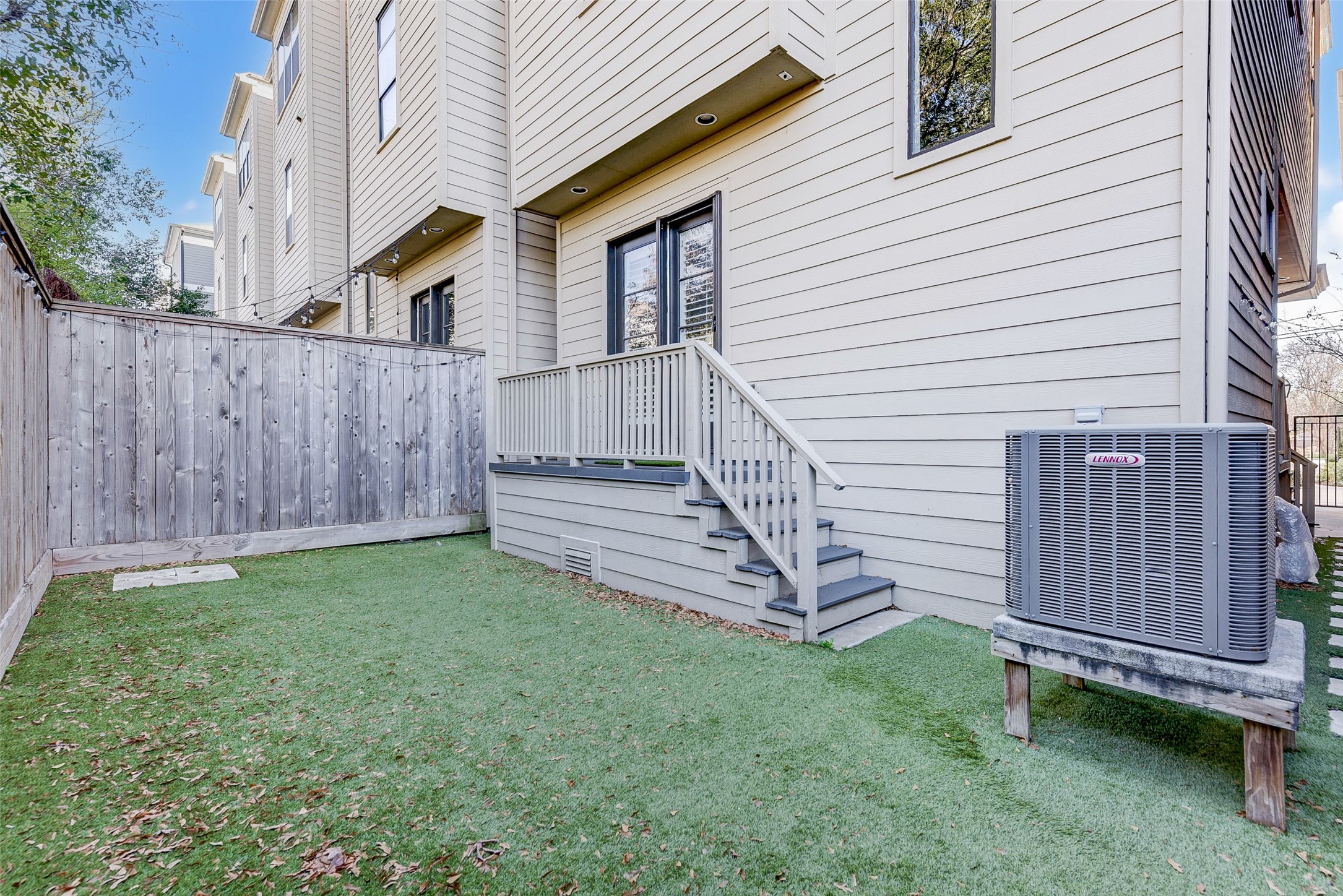 1215 W 24th Street A Property Photo 27