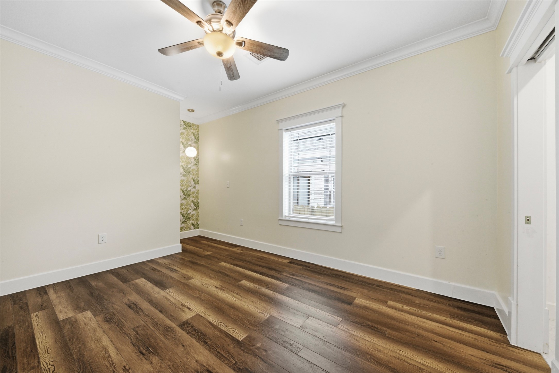 206 N Street Property Photo 32