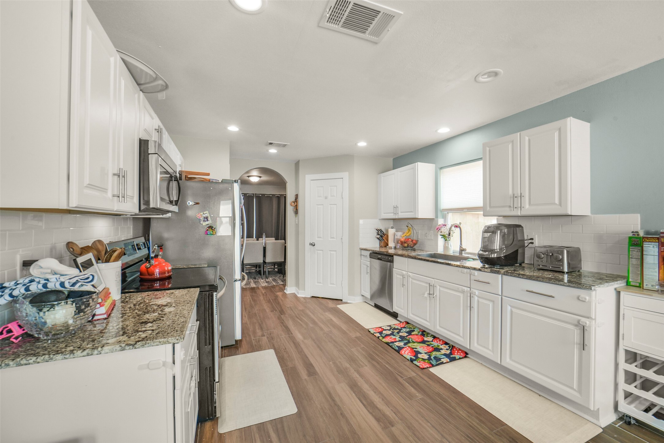11026 Desert Springs Circle Property Photo 14