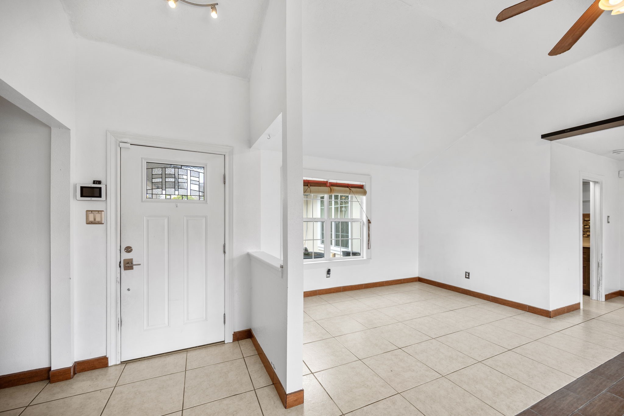 2327 Colonial Ridge Drive Property Photo 10