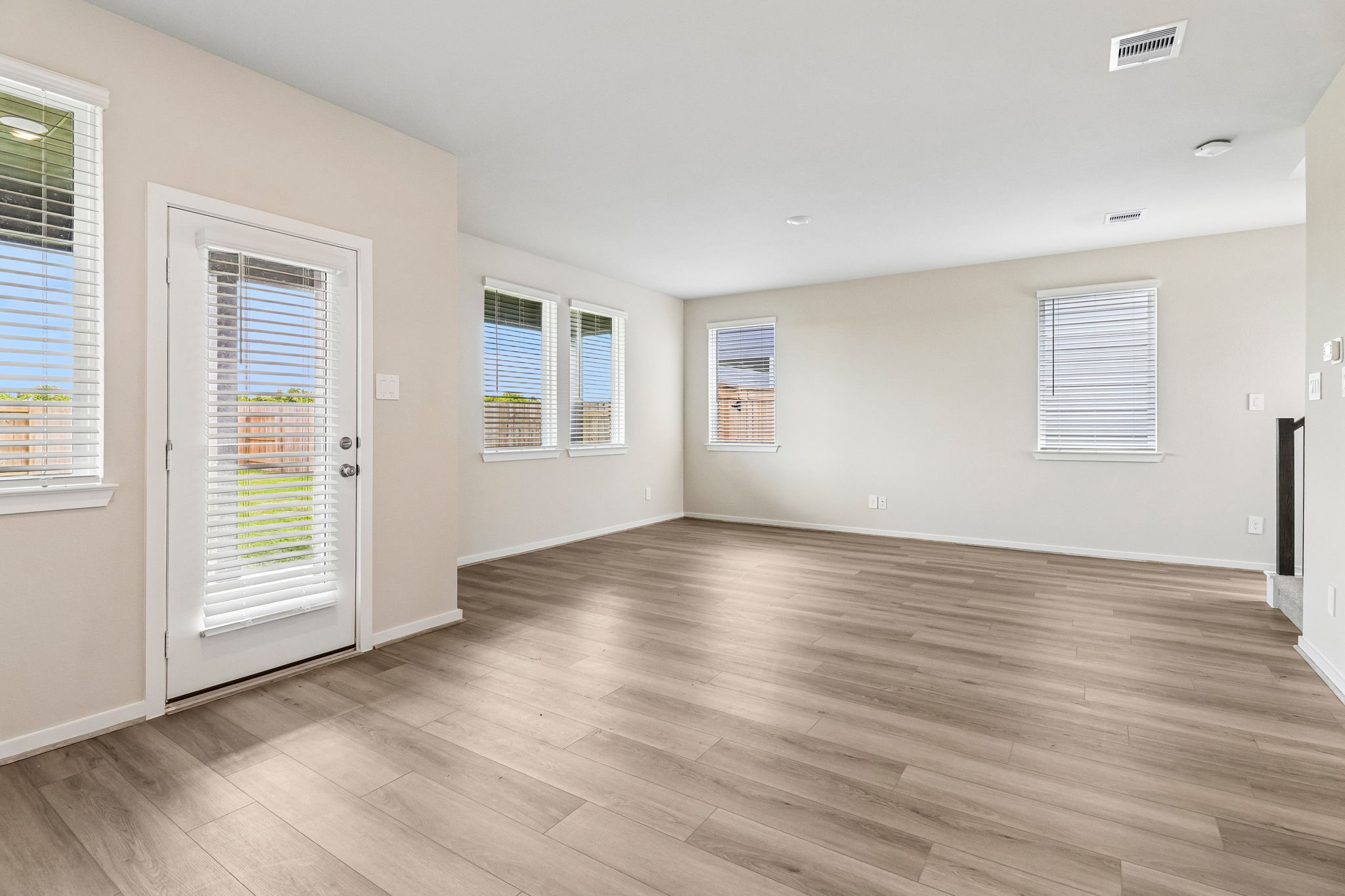 22606 Alamo Ridge Road Property Photo 6