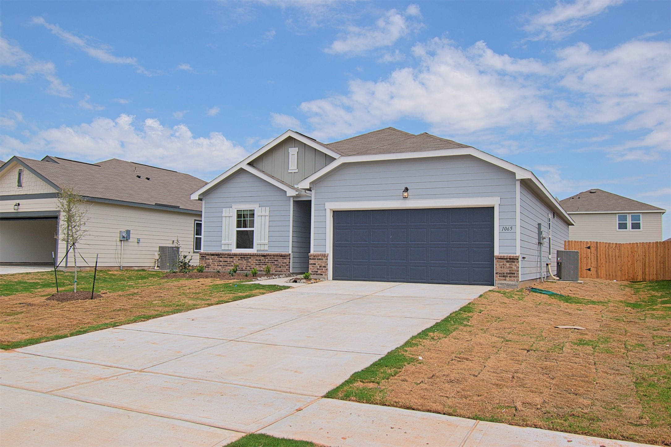 1065 Water Oak Lane Property Photo 2