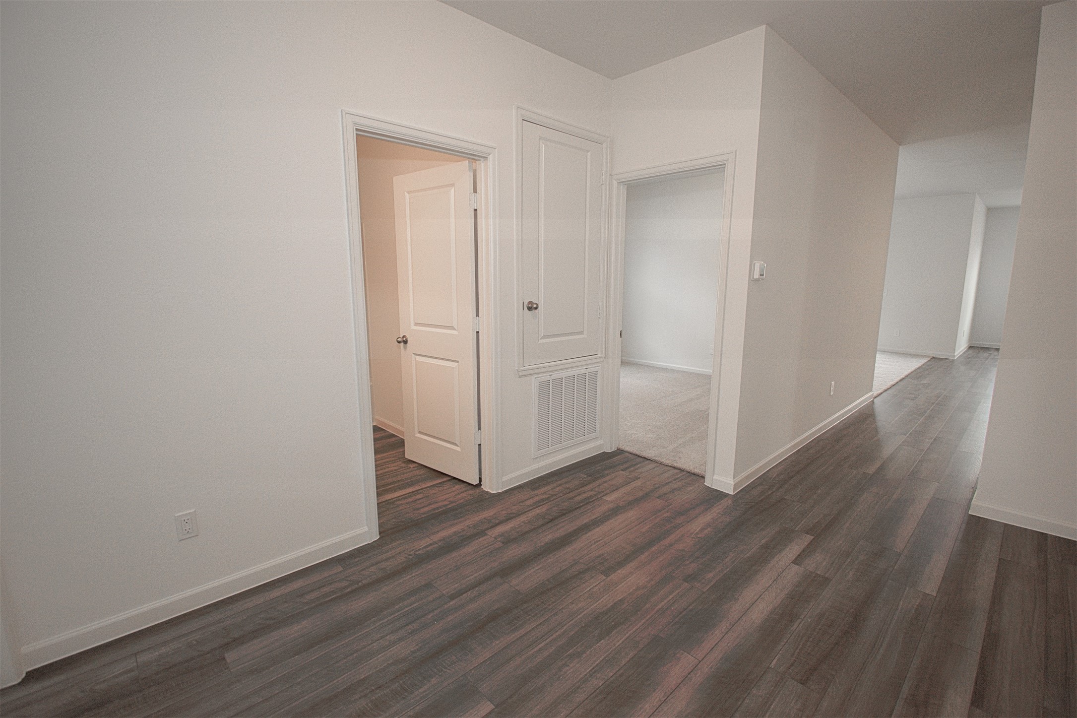 1065 Water Oak Lane Property Photo 4