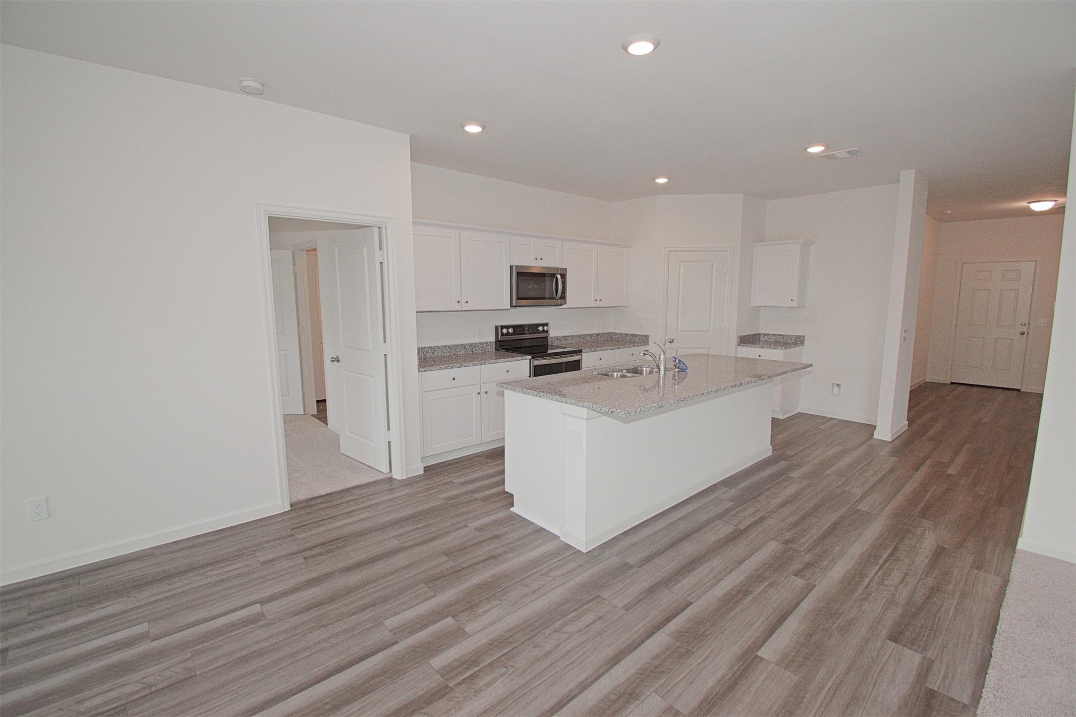 1065 Water Oak Lane Property Photo 14