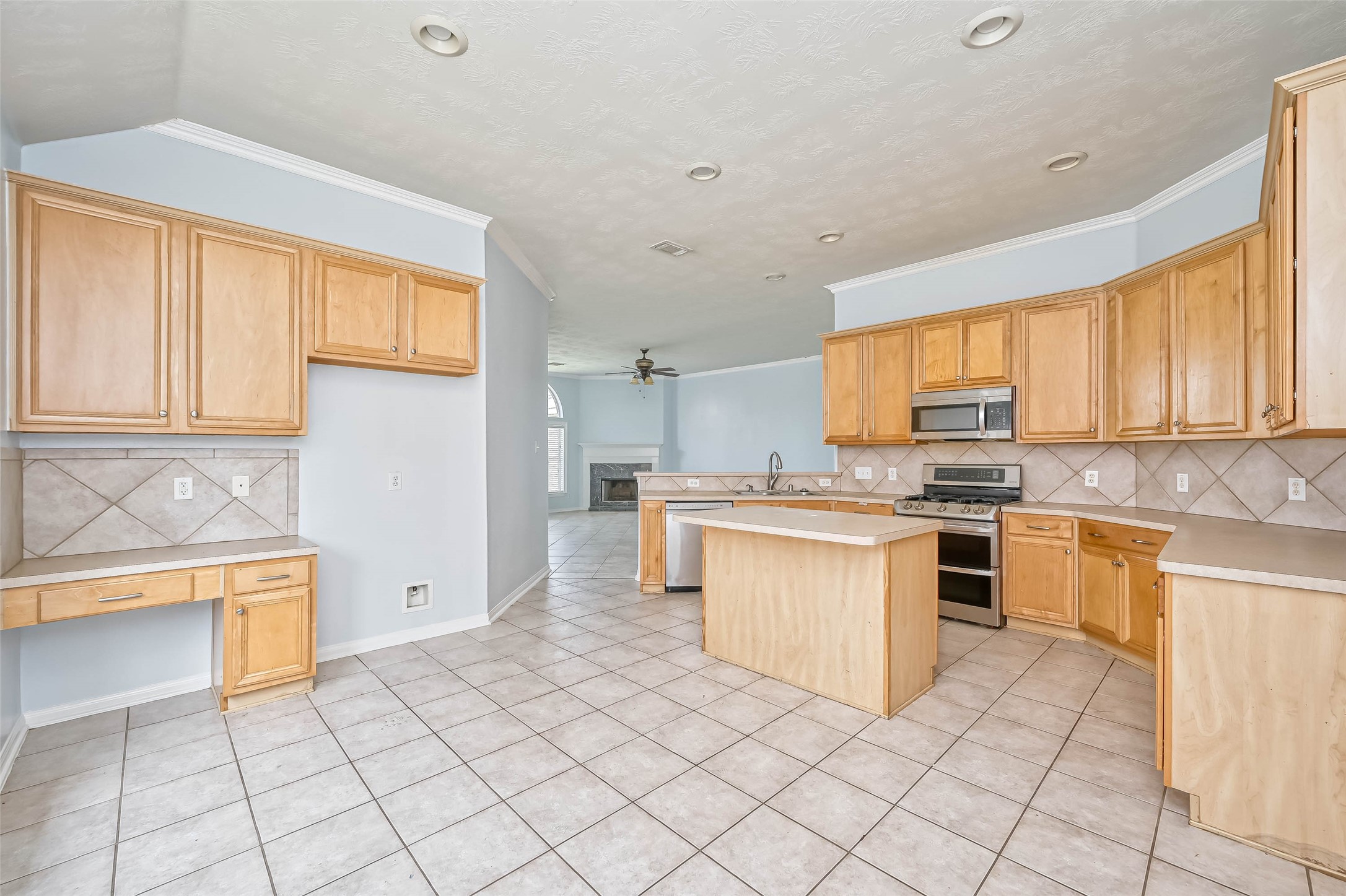 6427 Stone Landing Lane Property Photo 12