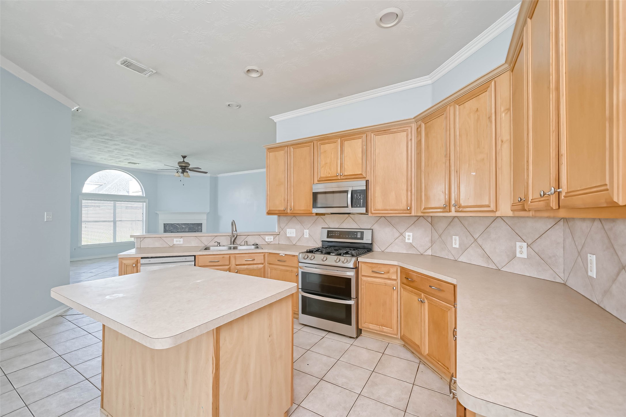 6427 Stone Landing Lane Property Photo 14
