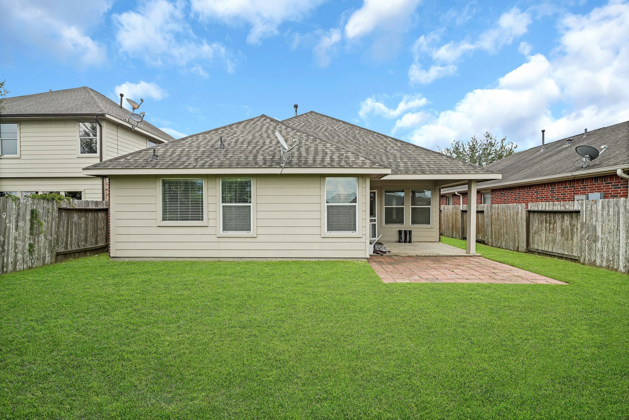 27 Garden Grove Drive Property Photo 25