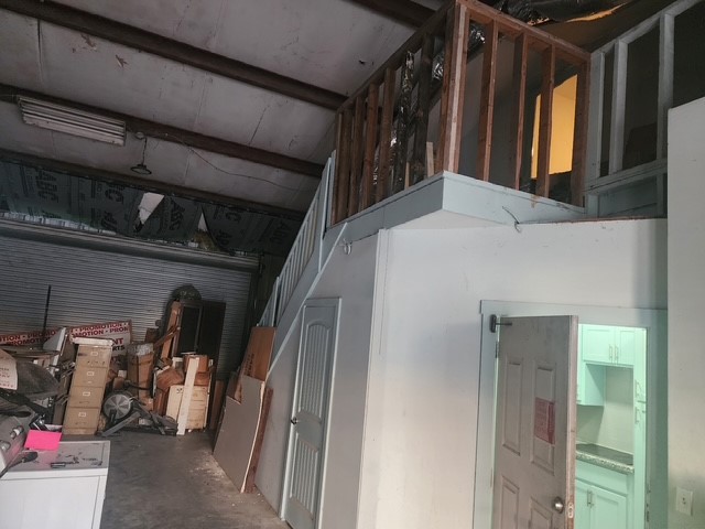 2520 W Mount Houston Road Property Photo 22