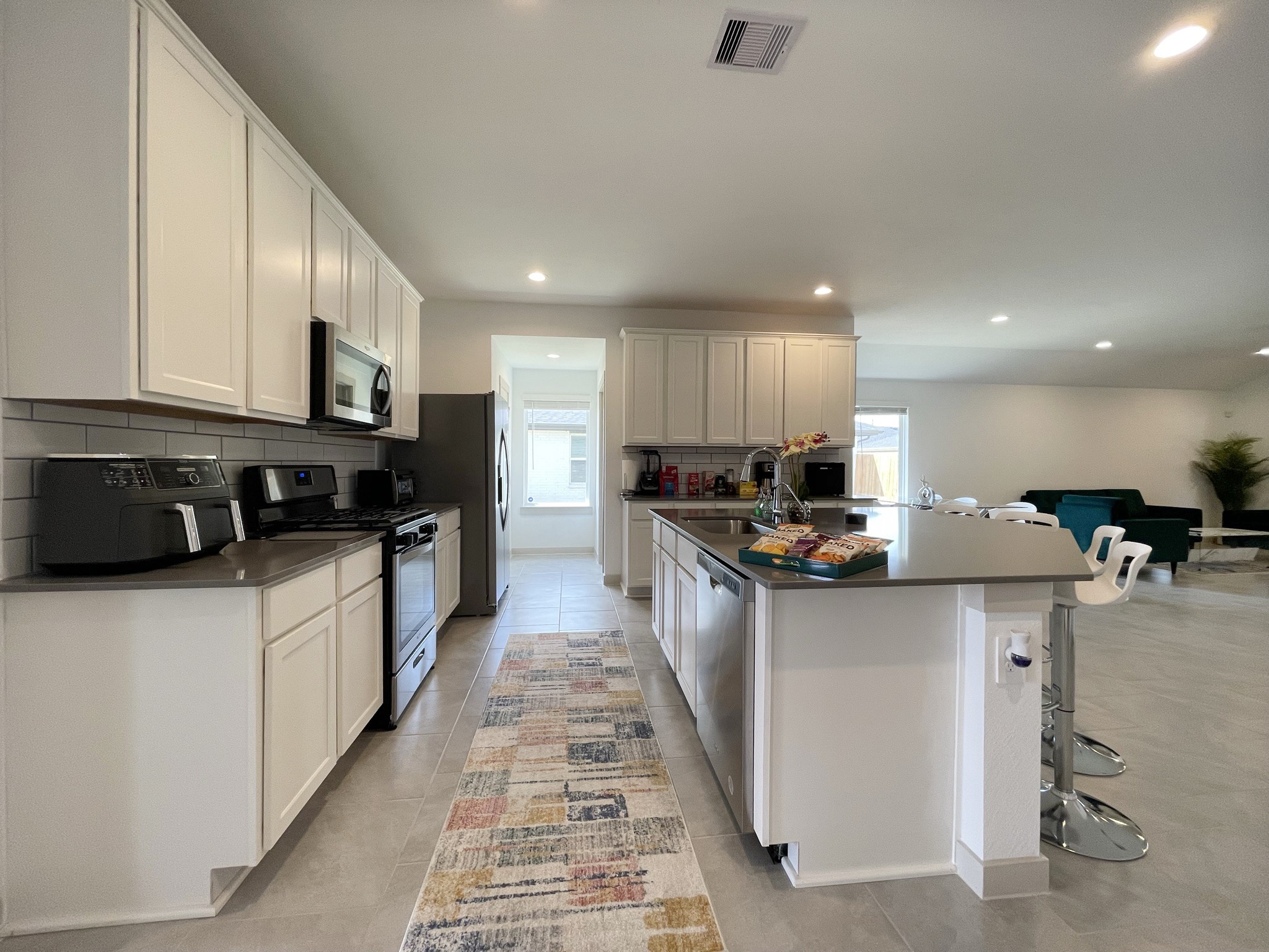 3902 Itzle Island Court Property Photo 15
