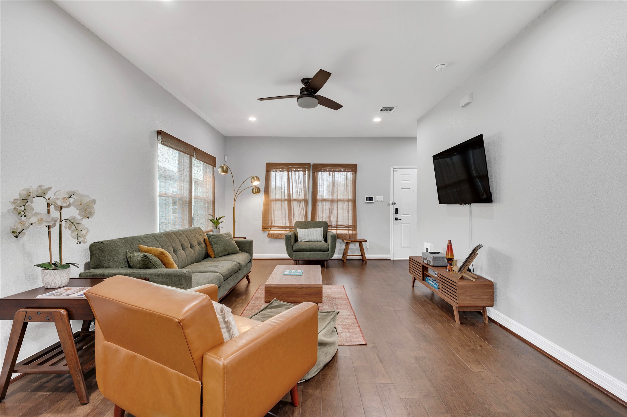 5618 Avenue M Property Photo 11