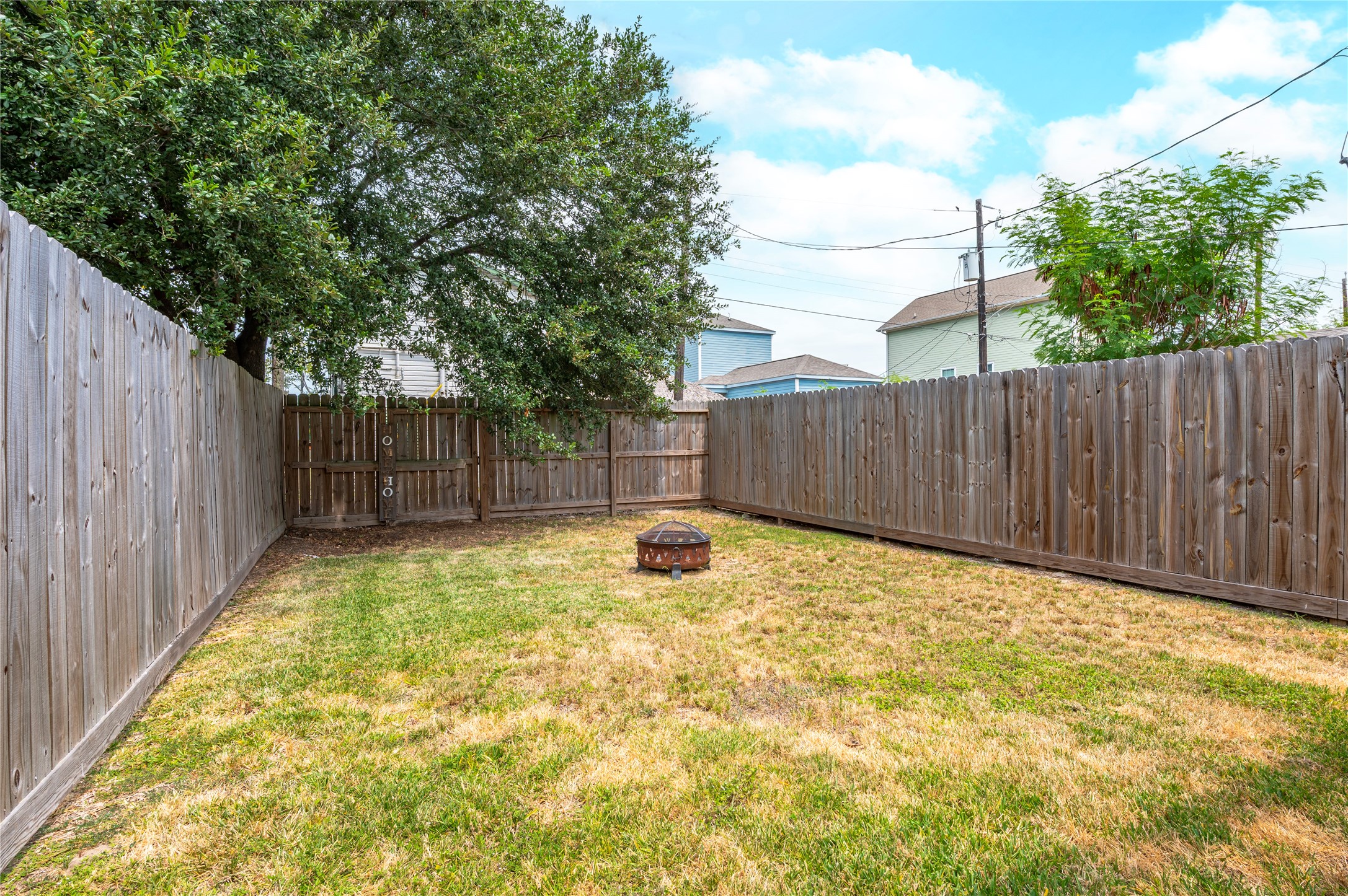 5618 Avenue M Property Photo 14