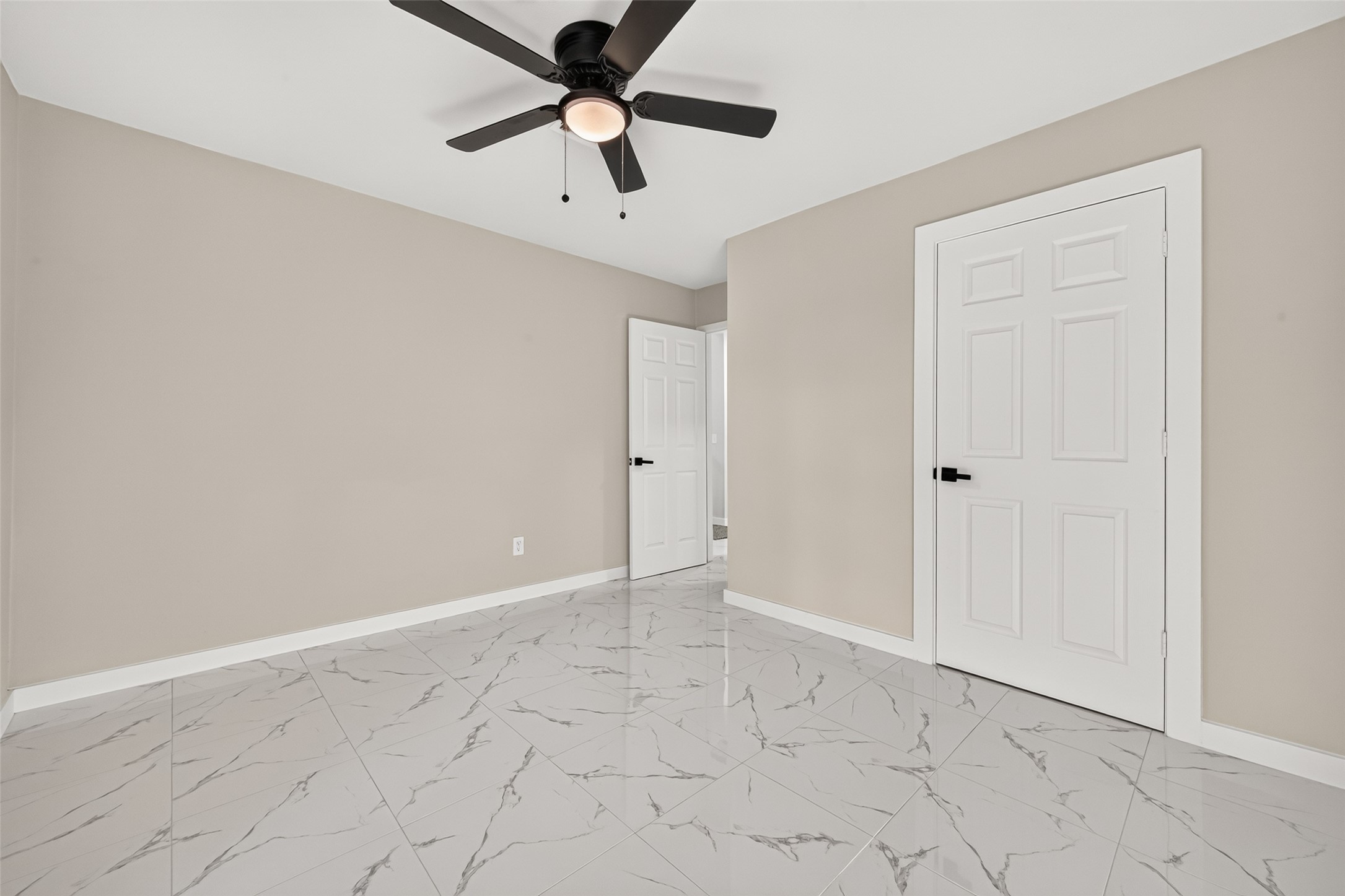 2739 Lakefield Way Property Photo 18