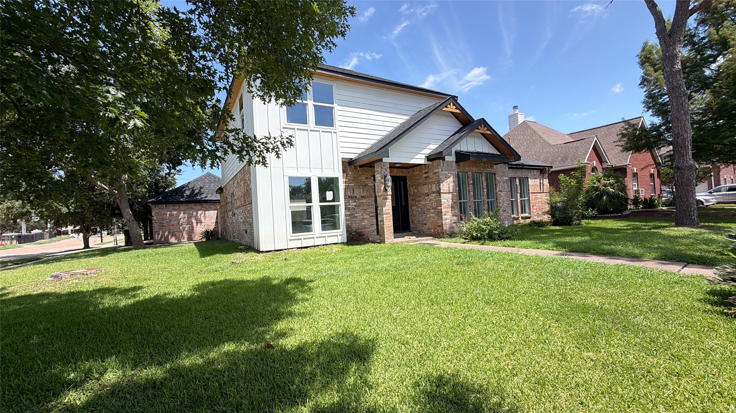 14826 El Grande Drive Property Photo