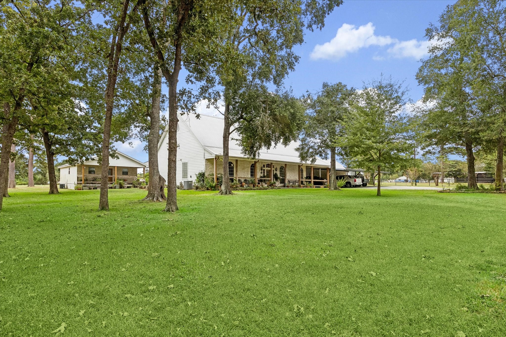 25812 Kickapoo Road Property Photo 5
