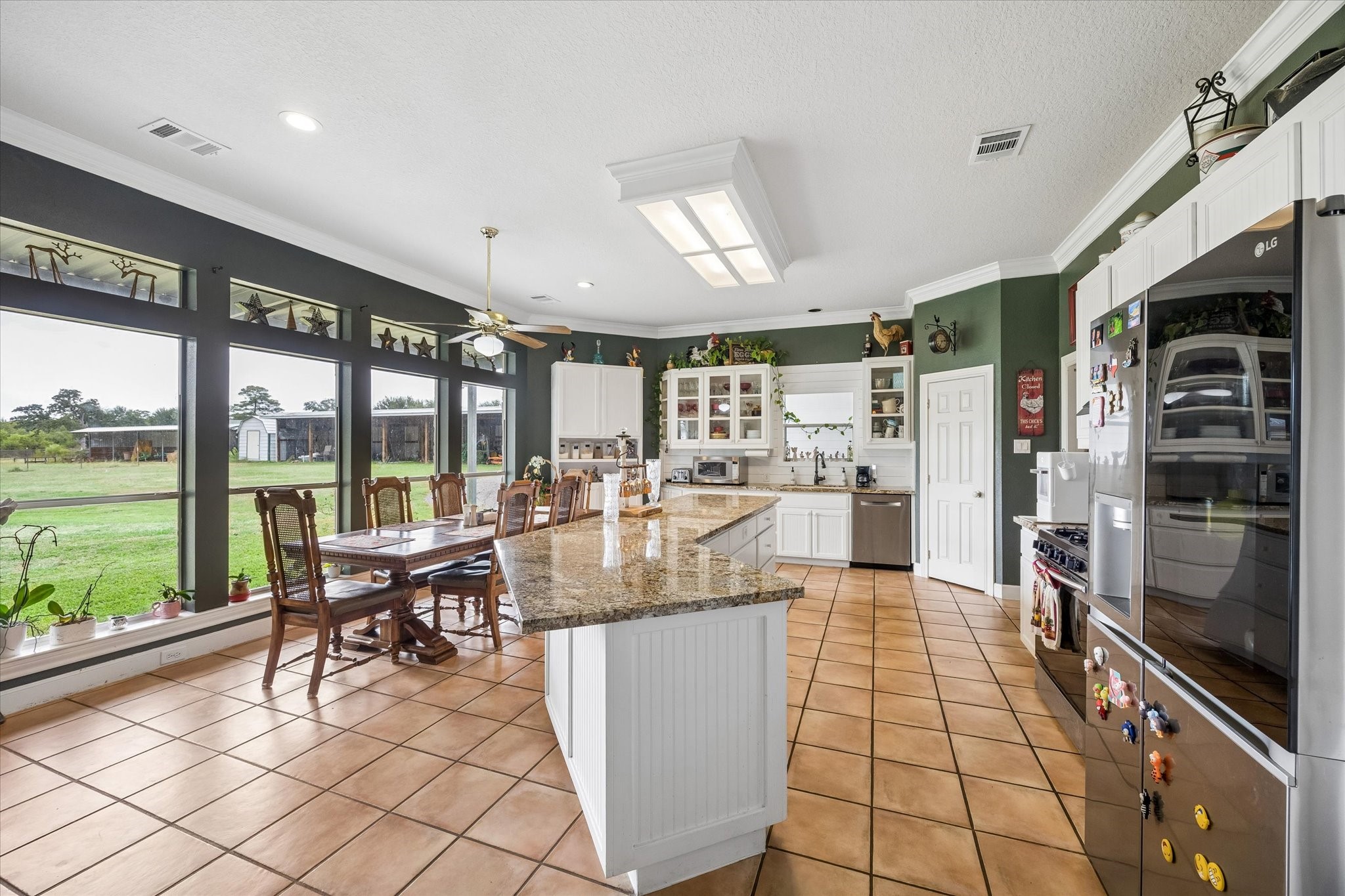 25812 Kickapoo Road Property Photo 16